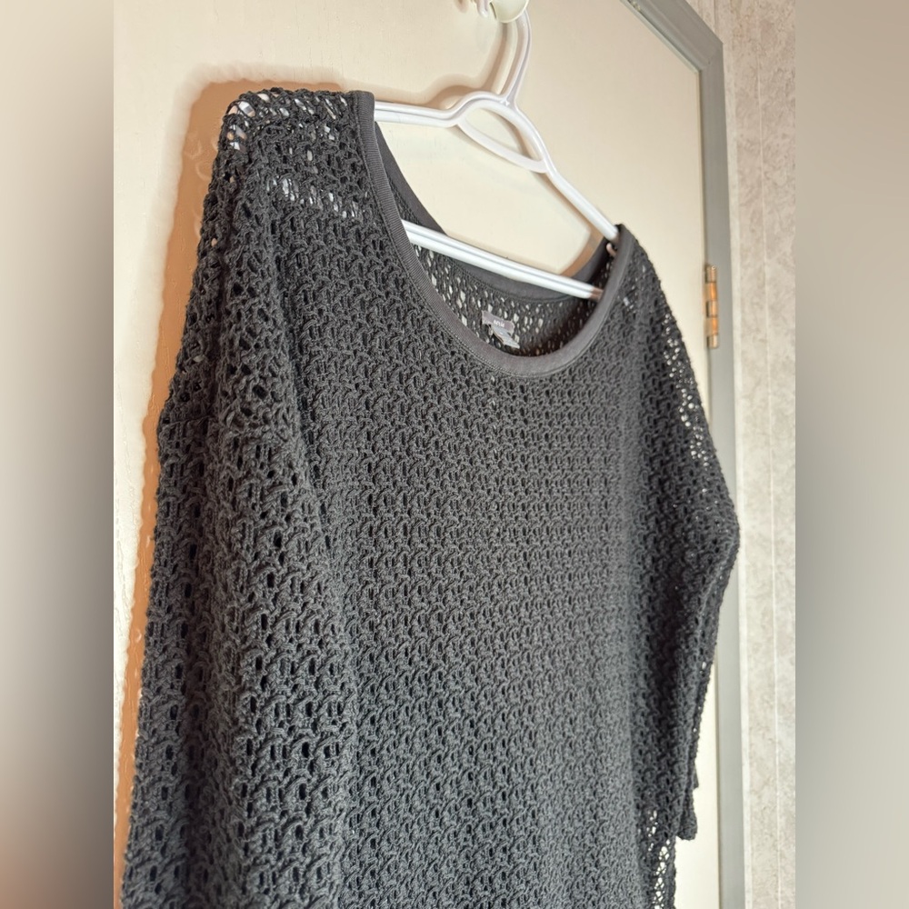 Aerie Charcoal Women's Crew Neck Sweater